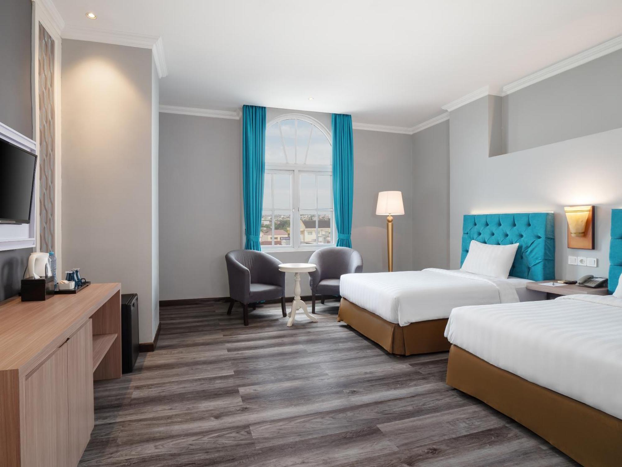 Luminor Hotel Palembang By Wh Free Massage 10 Minutes מראה חיצוני תמונה